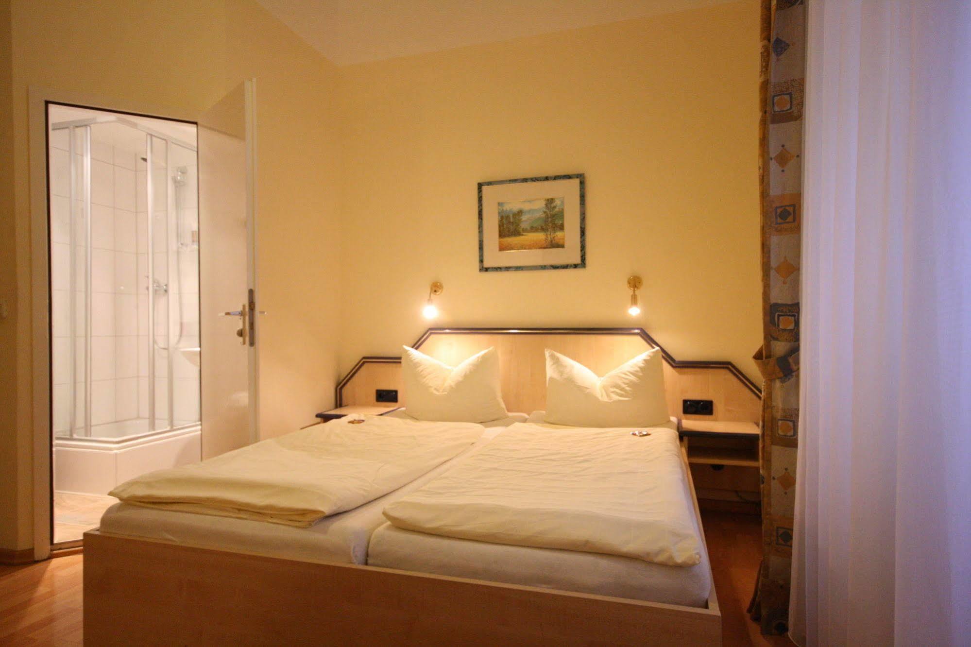 Altstadt Hotel Heidelberg Bagian luar foto