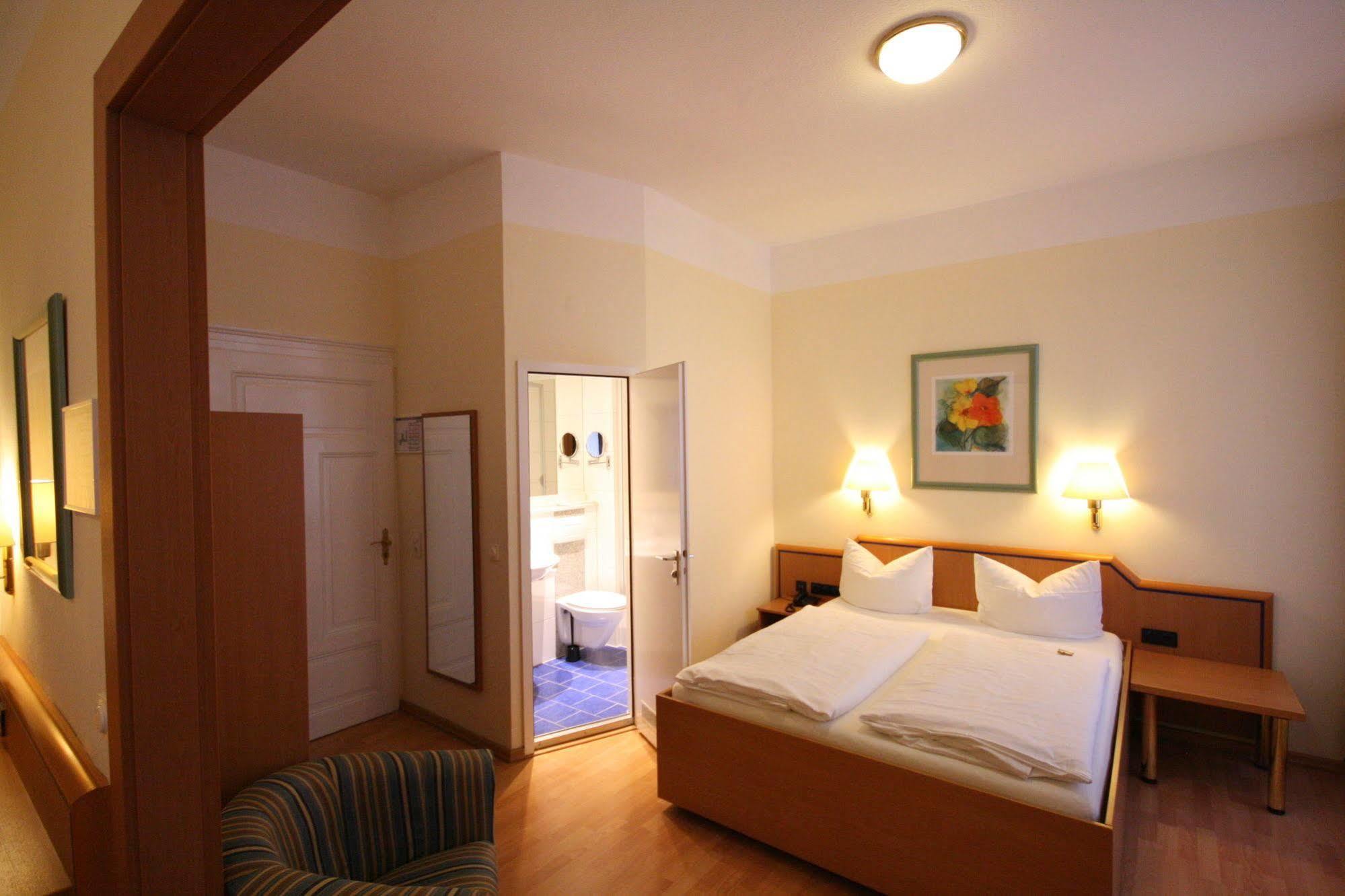 Altstadt Hotel Heidelberg Bagian luar foto