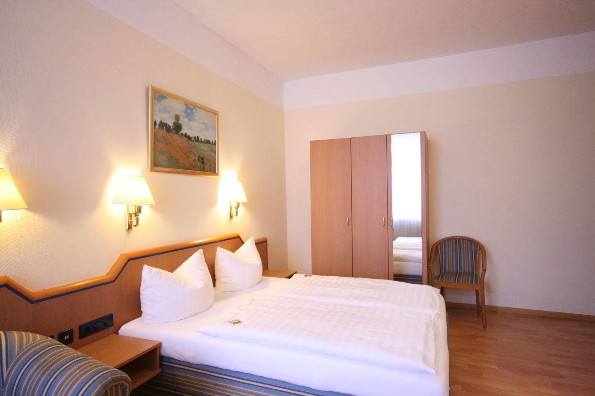 Altstadt Hotel Heidelberg Bagian luar foto