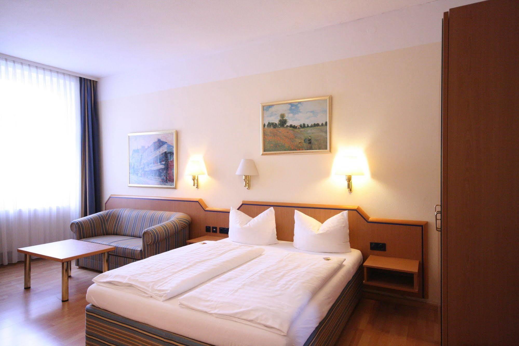 Altstadt Hotel Heidelberg Bagian luar foto